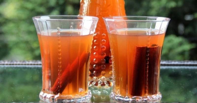 El canelazo es una bebida tradicional quiteña especialmente popular en fiestas de la ciudad / cortesía Laylita