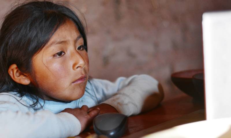 La medida también afectará a la docena de centros académicos de educación superior que habían solicitado el regreso a la presencialidad. Foto: Shutterstock