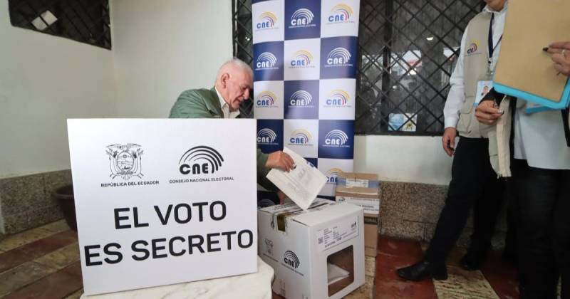 Para el 'Voto en Casa' se desplegarán 174 juntas receptoras del voto móviles / Foto: EFE