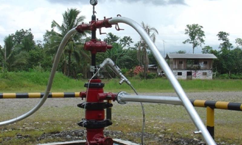 El precio del barril de petróleo roza los $ 80 y mejora los ingresos fiscales de Ecuador / Foto: El Oriente