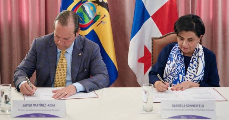 La canciller Gabriela Sommerfeld y su homólogo panameño, Javier Martínez-Acha, se reunieron / cortesía Cancillería