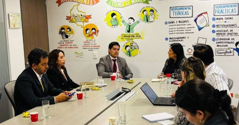 El viceministro de Producción, Andrés Robalino, realizó varias actividades en Bogotá / Foto: cortesía Ministerio de Producción