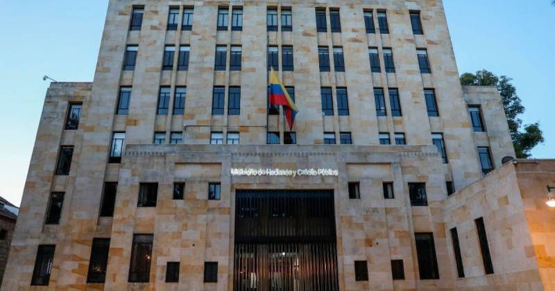  Los bonos alcanzaron un cupón promedio del 5,93 % / Foto: cortesía Presidencia Colombia 