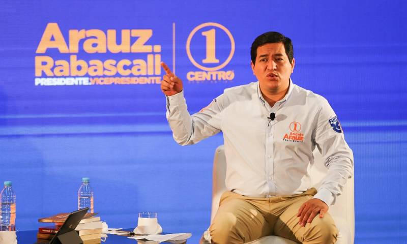 Andrés Arauz pide vigilancia internacional tras retraso en aprobación. Foto: EFE