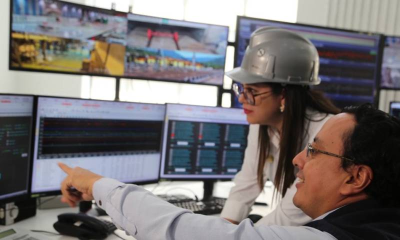 La central hidroeléctrica aporta con el 30 % de la demanda energética / Foto: cortesía Ministerio de Energía