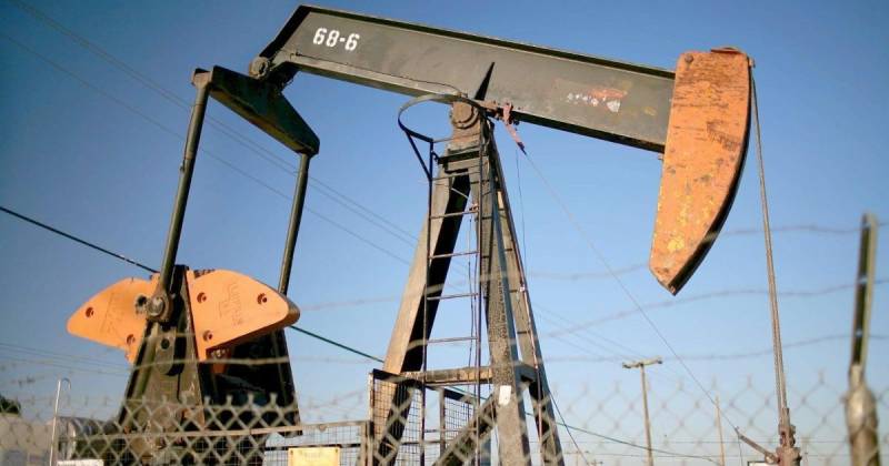 El petróleo de Texas sube tras sanciones de EE.UU. a las grandes petroleras rusas / Foto: EFE