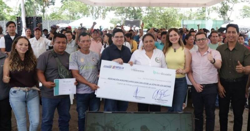 El evento se realizó ayer en la Asociación San Carlos de Productores de Cacao Fino de Aroma / Foto: cortesía BanEcuador
