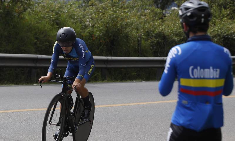 Pablo Alarcón, del club mexicano Canel's Zero Uno, ganó este lunes la primera etapa de la Vuelta a Ecuador con un recorrido de 133,1 kilómetros / Foto: EFE
