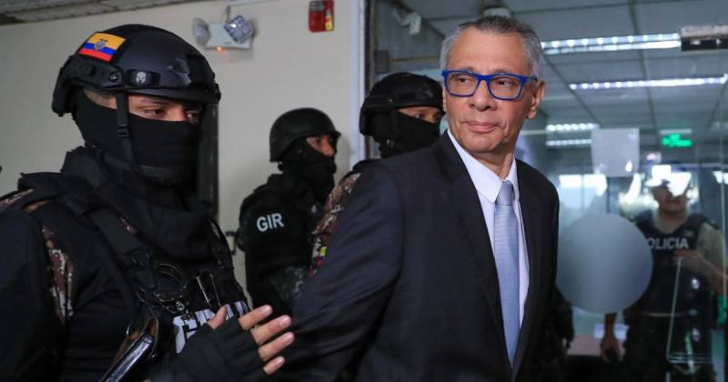 Glas se defendió aseverando que él no manejó personalmente el dinero del proceso / Foto: EFE 