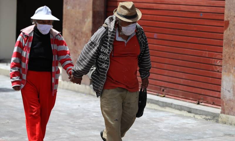 Ecuador suma 269.860 contagios de covid-19 y 15.444 decesos acumulados / Foto EFE