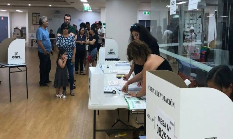 Las elecciones seccionales en Ecuador se llevarán a cabo el 14 de febrero de 2027 y en ellas se elegirán prefectos, alcaldes, concejales entre otros cargos locales.