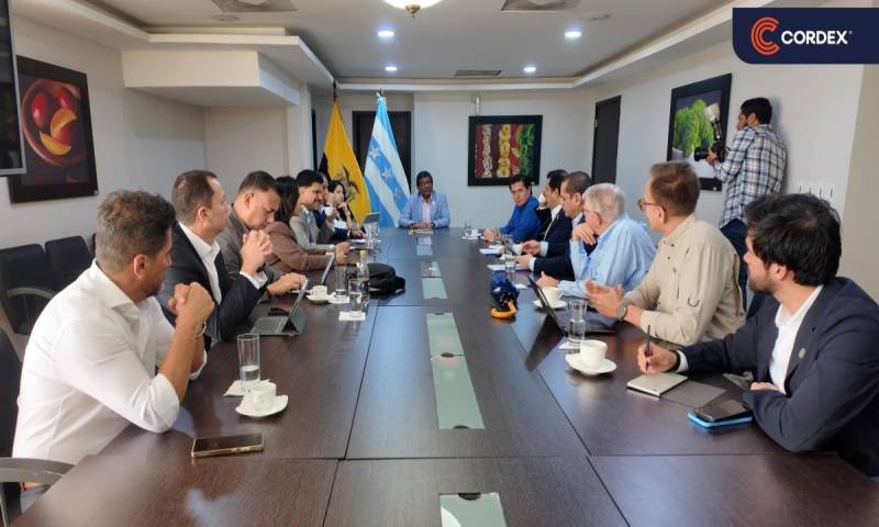 Durante el encuentro se analizó la sobretasa impuesta por Estados Unidos a determinados productos ecuatorianos / Foto: cortesía Cordex