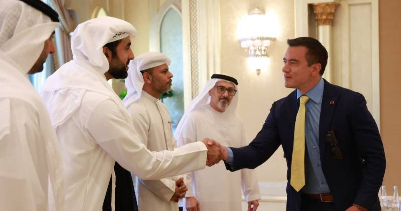 Noboa se reunió con ejecutivos de Mubadala Investment Company / Foto: cortesía Presidencia