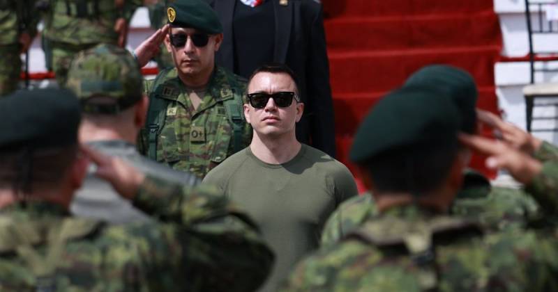 El objetivo del Gobierno es fortalecer las capacidades operativas de la institución militar / Foto:cortesía Presidencia 