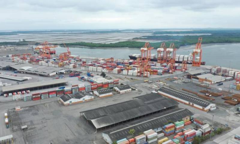 Los exportadores prevén que los envíos al exterior disminuyan debido a una contracción en el consumo a escala mundial. Archivo.