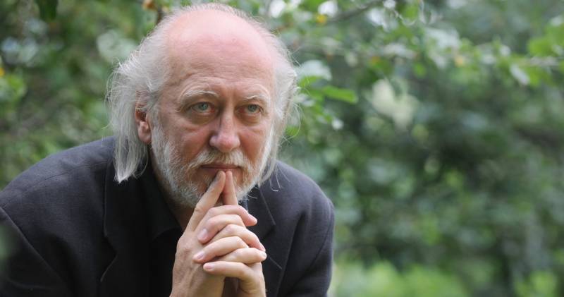 El "maestro del apocalipsis", como lo definió la crítica literaria estadounidense Susan Sontag, publicó luego "Melancolía de la resistencia", una "fantasía del terror" sobre la lucha entre el orden y el desorden, según resalta la Academia en su motivación./ Foto: cortesía