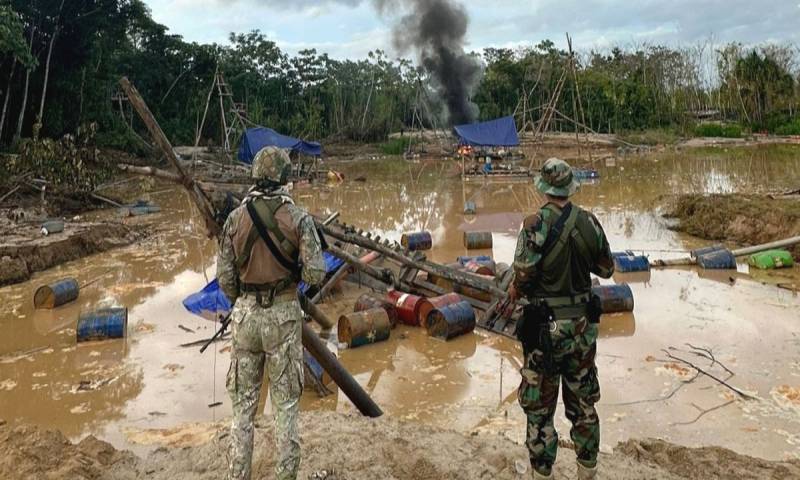 La intervención fue realizada en coordinación entre el Sernanp, la Policía Nacional, la Fiscalía y el Ejército / Foto: cortesía Actualidad Ambiental