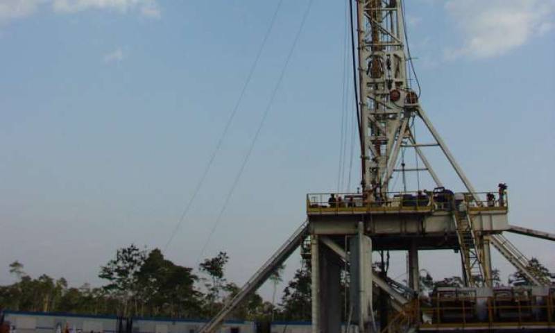 Schlumberger es una empresa que negoció con la estatal Petroamazonas. Foto: La Hora