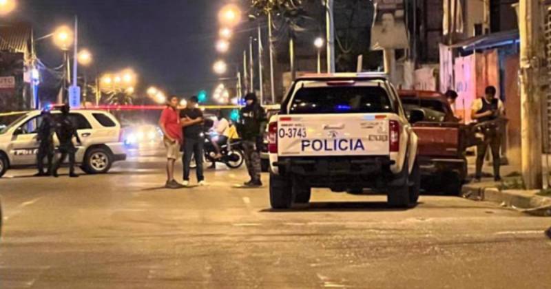 Se informó que en la noche del domingo, ocho sujetos dispararon contra la Jefatura Antinarcóticos / Foto: cortesía Primicias