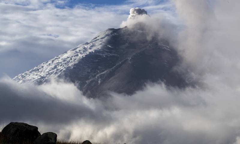 El Sangay y el Cotopaxi expulsaron ceniza / Foto: EFE
