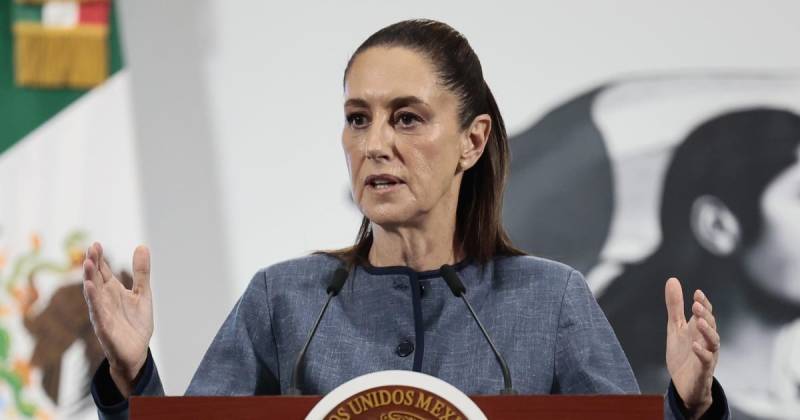 La mandataria mexicana declaró el domingo que “no es con redadas o con violencia” que se puede resolver el tema migratorio / Foto: EFE