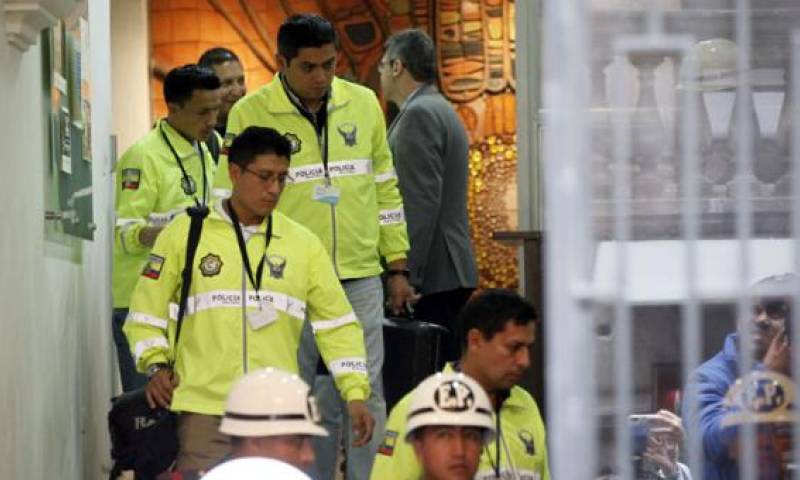 Los peritos de la Policía Nacional ingresaron el pasado viernes 2 de agosto de 2019 a las oficinas del edificio La Unión. Foto: El Comercio