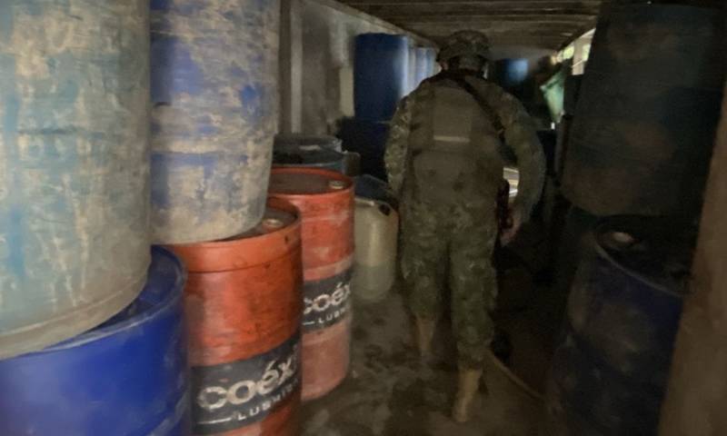 El Ejército confiscó 495 galones de combustibles líquidos derivados de hidrocarburos (gasolina) / Foto: cortesía Ejército