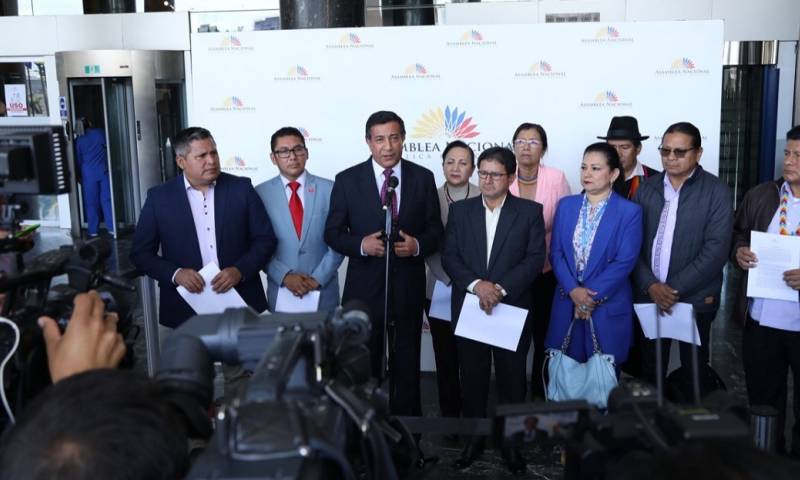 Los 14 asambleístas de las 6 provincias amazónicas exigen al gobierno que atienda de manera urgente las necesidades y demandas sociales de la región / Foto: cortesía Asamblea Nacional