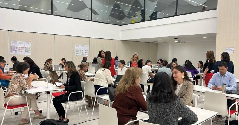 Los clústeres comenzaron a operar en mayo y cuentan con la participación de más de 100 profesionales / Foto: cortesía Ceres